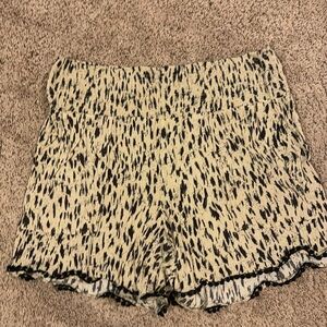 Cheeta pint rayon shorts size medium